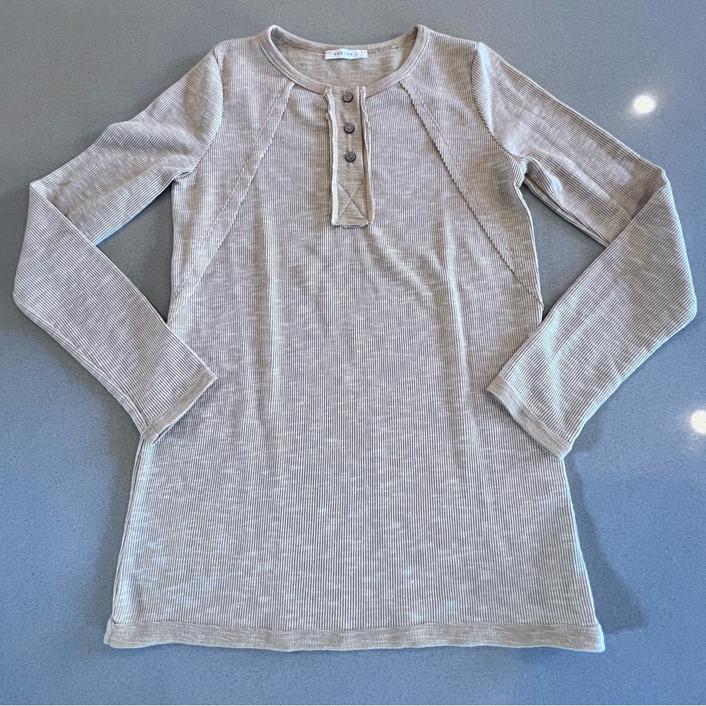 Reborn J Heathered Yellow Hue Buttoned Henley Top Sz Large NWOT